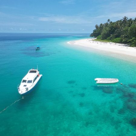 Pinang Island - Private Island Sea View Bungalows Singkil  Zewnętrze zdjęcie