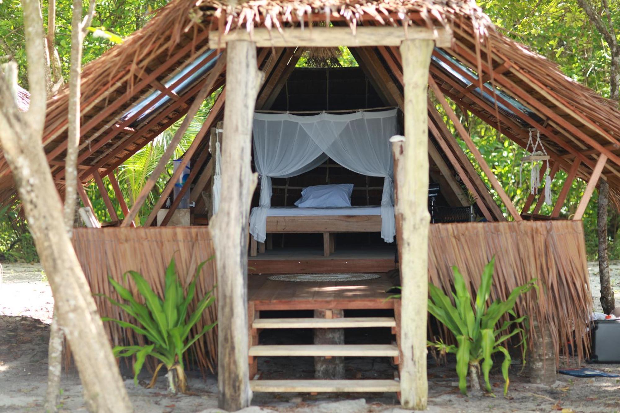 Pinang Island - Private Island Sea View Bungalows Singkil  Zewnętrze zdjęcie