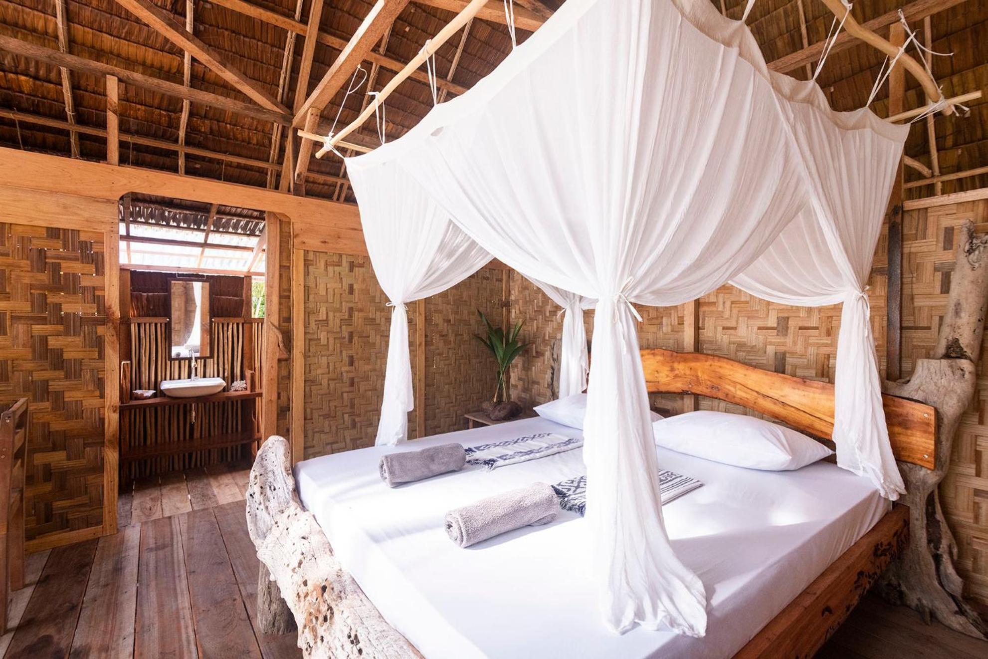 Pinang Island - Private Island Sea View Bungalows Singkil  Zewnętrze zdjęcie