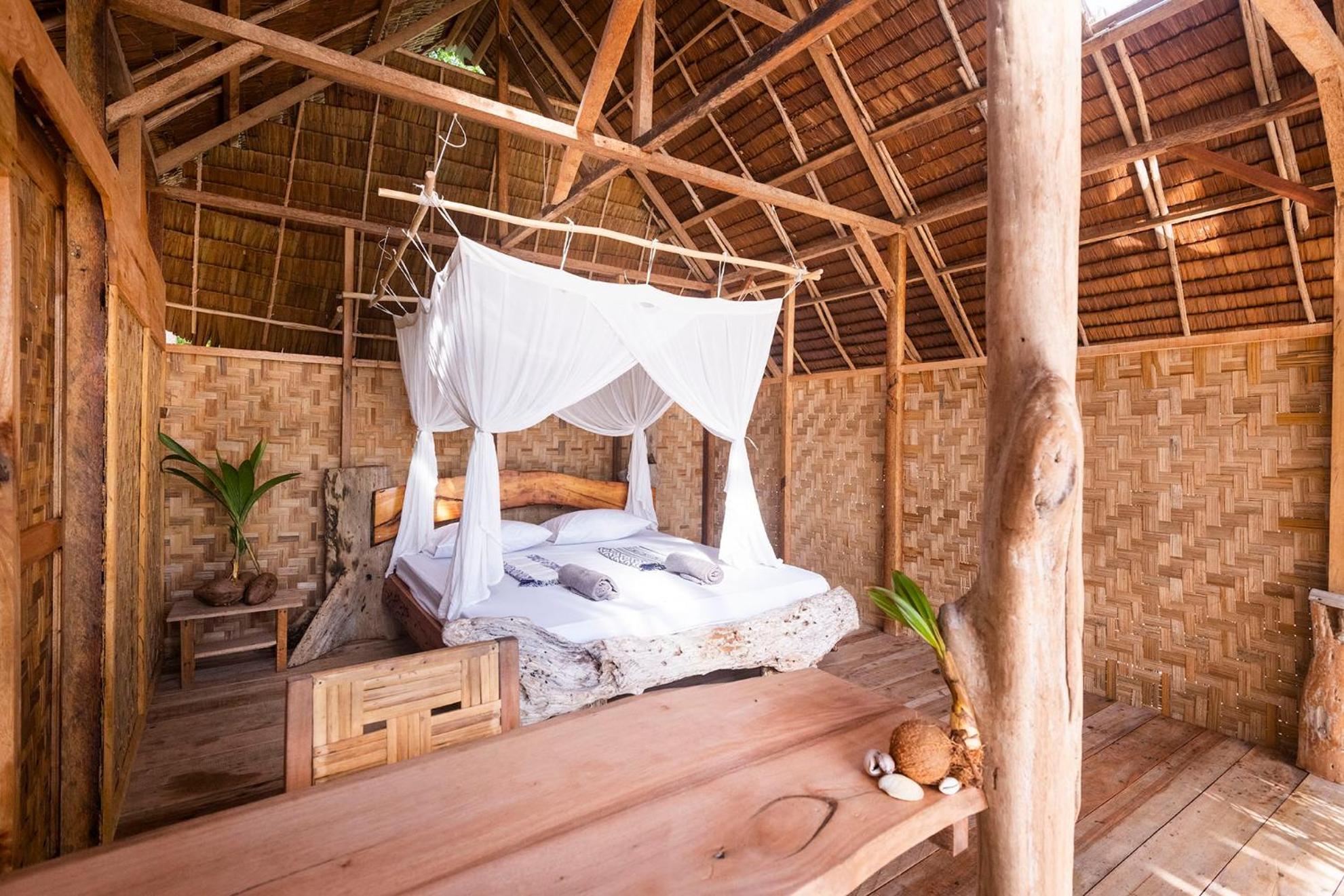 Pinang Island - Private Island Sea View Bungalows Singkil  Pokój zdjęcie